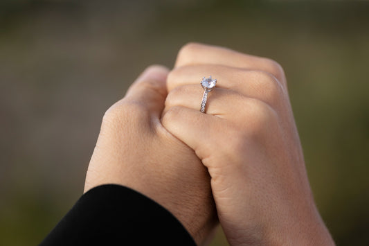 5 Romantic Proposal Ideas to Accompany Your Diamond Engagement Ring