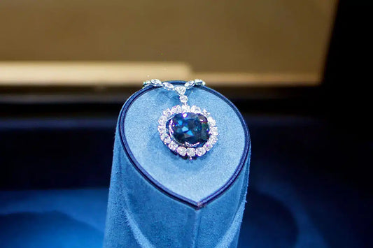 The Coloured Diamonds Catalogue: Spotlight on the Blue Hope Diamond